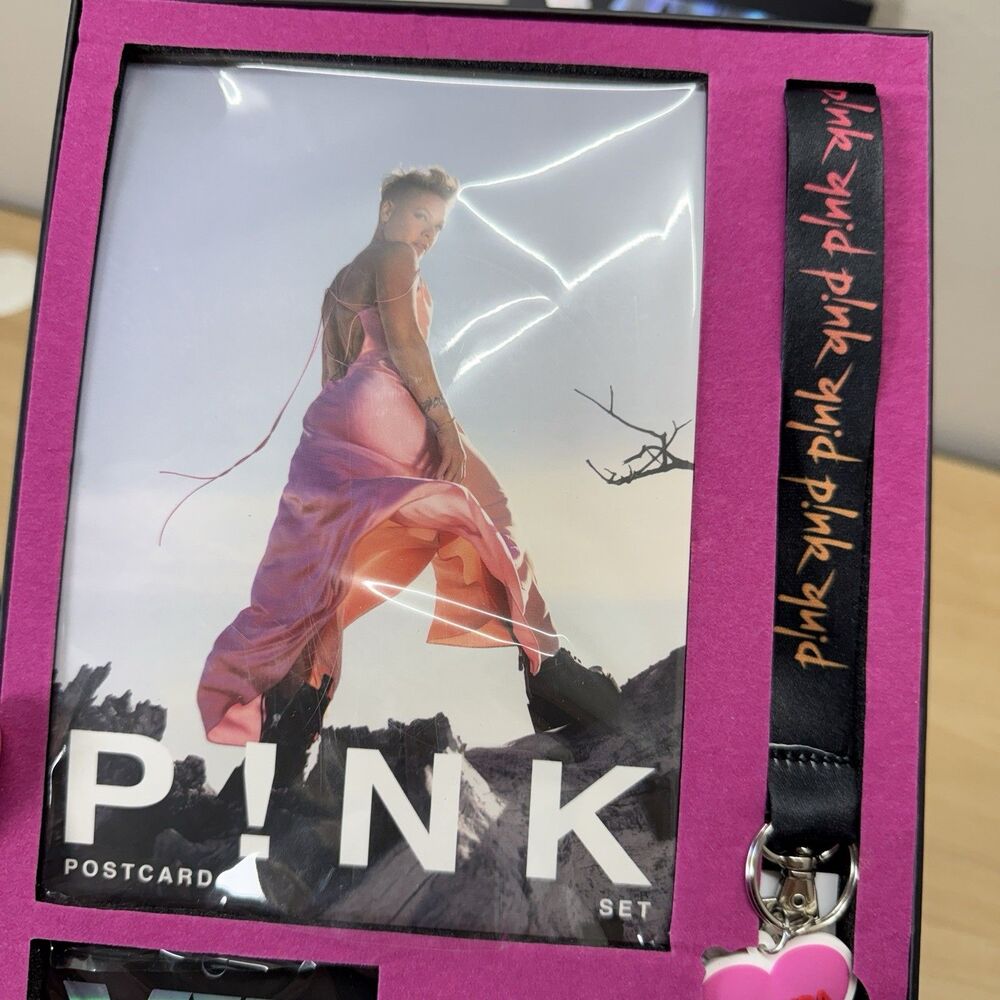 Pink 2023 Summer Carnival VIP Memorabilia Trustfall 13 Gift Box Lanyard Bracelet - Picture 2 of 5